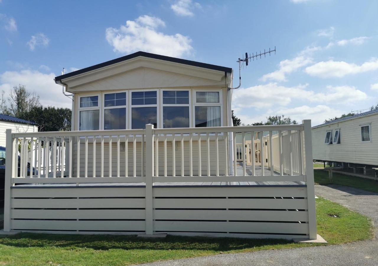 Tranquil 6 Berth Luxury Holiday Home Chichester Eksteriør bilde