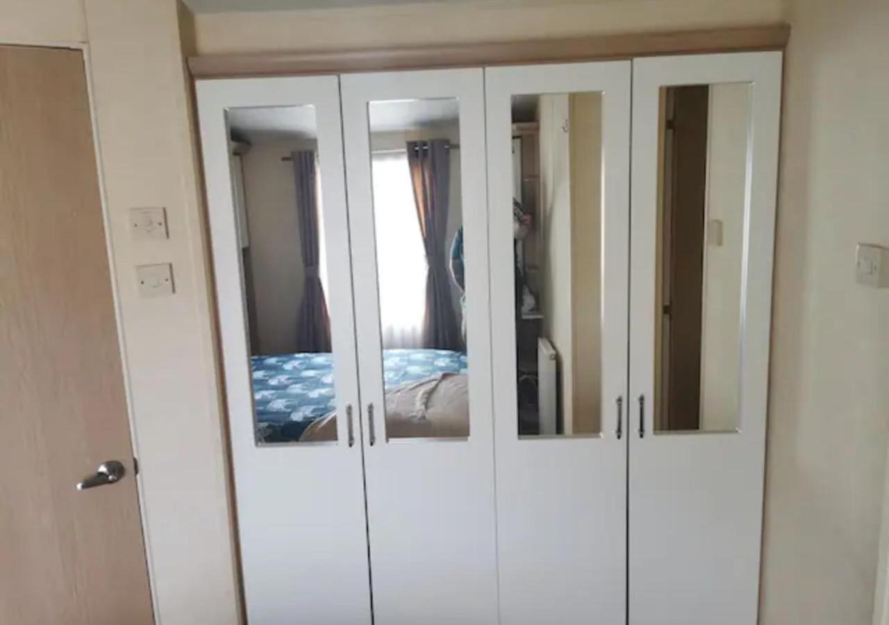 Tranquil 6 Berth Luxury Holiday Home Chichester Eksteriør bilde