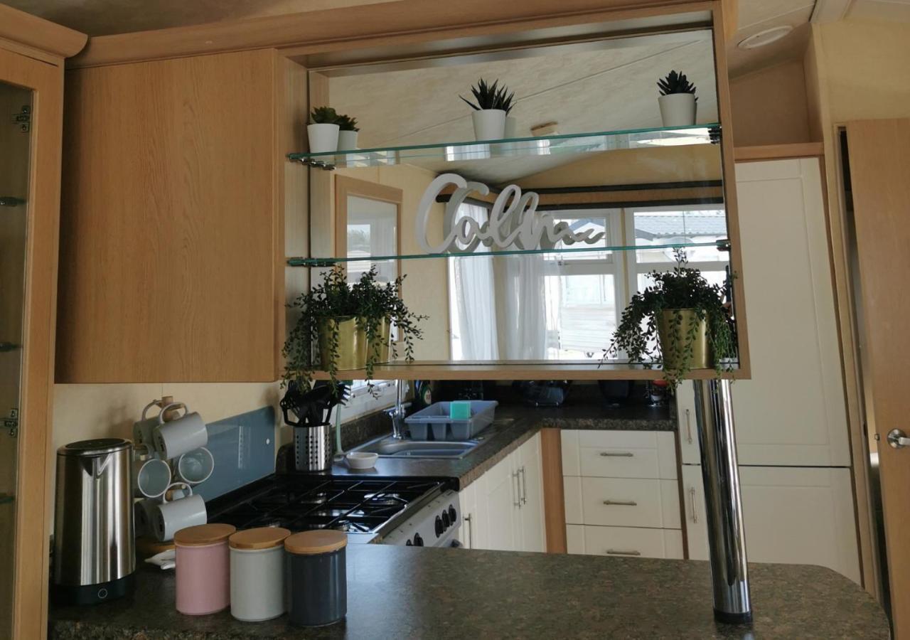 Tranquil 6 Berth Luxury Holiday Home Chichester Eksteriør bilde