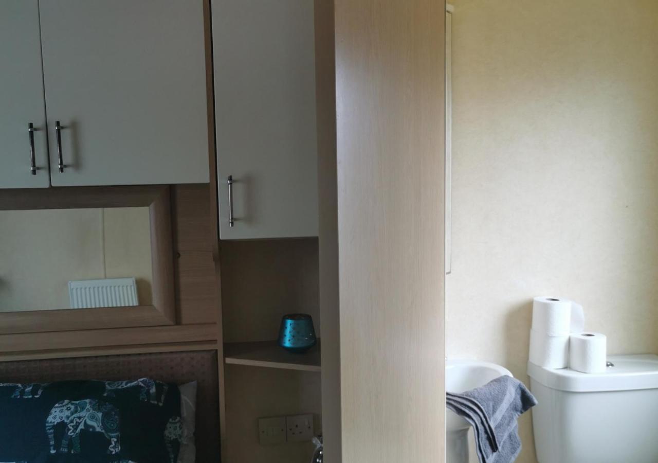 Tranquil 6 Berth Luxury Holiday Home Chichester Eksteriør bilde