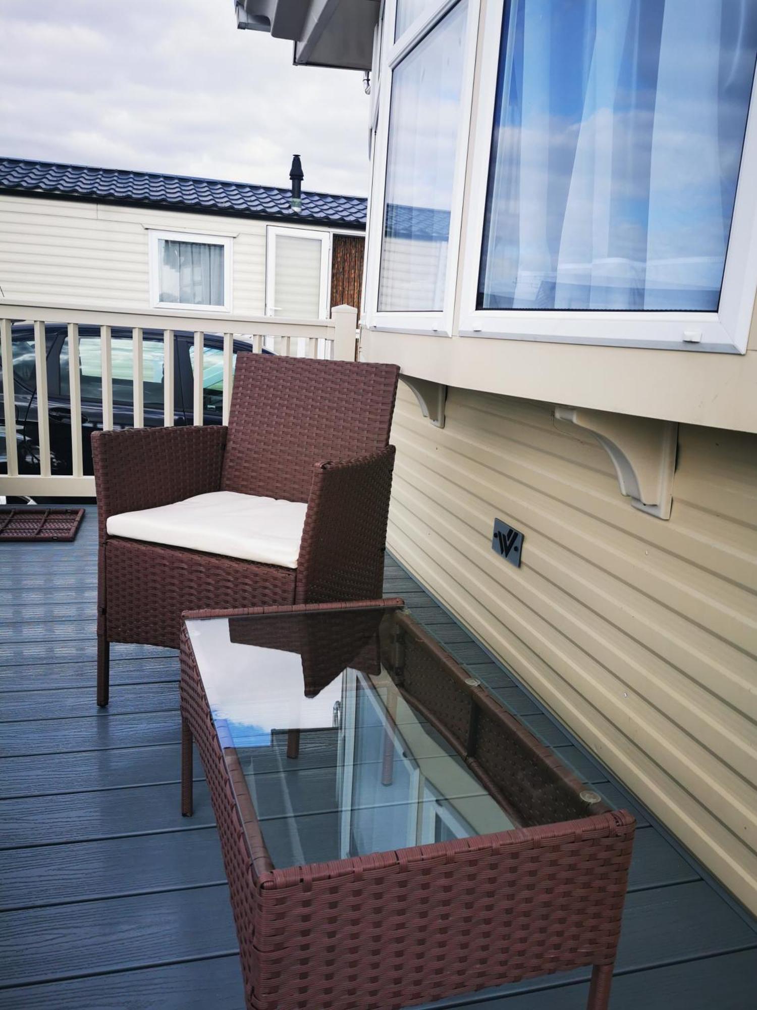 Tranquil 6 Berth Luxury Holiday Home Chichester Eksteriør bilde